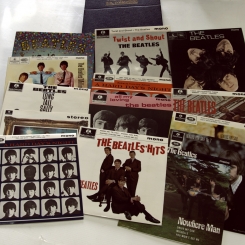 2. BEATLES-E.P. COLLECTION (BOX SET 15 LP)-1981-ПЕРВЫЙ ПРЕСС MONO,STEREO, 7'' UK-PARLOPHONE-NMINT/NMINT